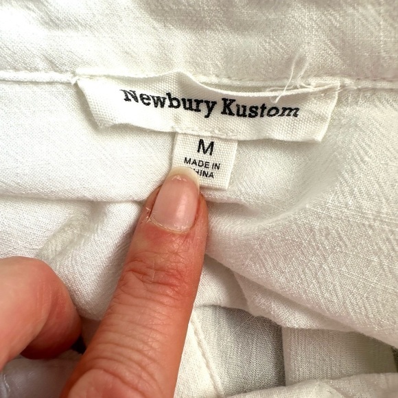 Newbury Kustom Linen Ruffle Button Down - Picture 4 of 5
